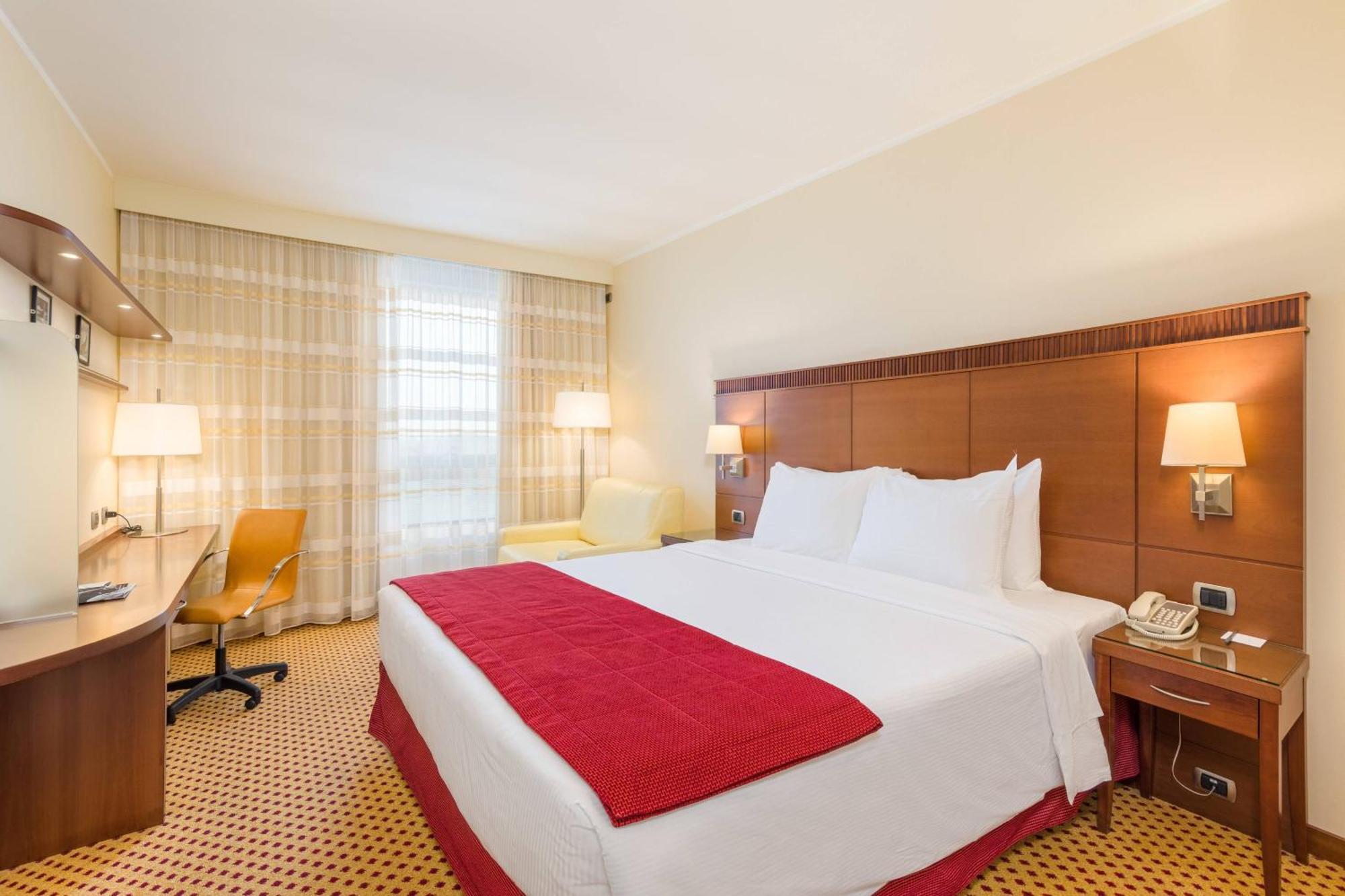 Courtyard By Marriott Venice Airport Tessera Exterior foto
